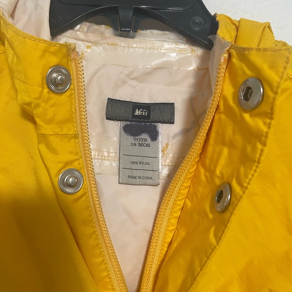 REI Toddler Rain Suit - Picture 5 of 10
